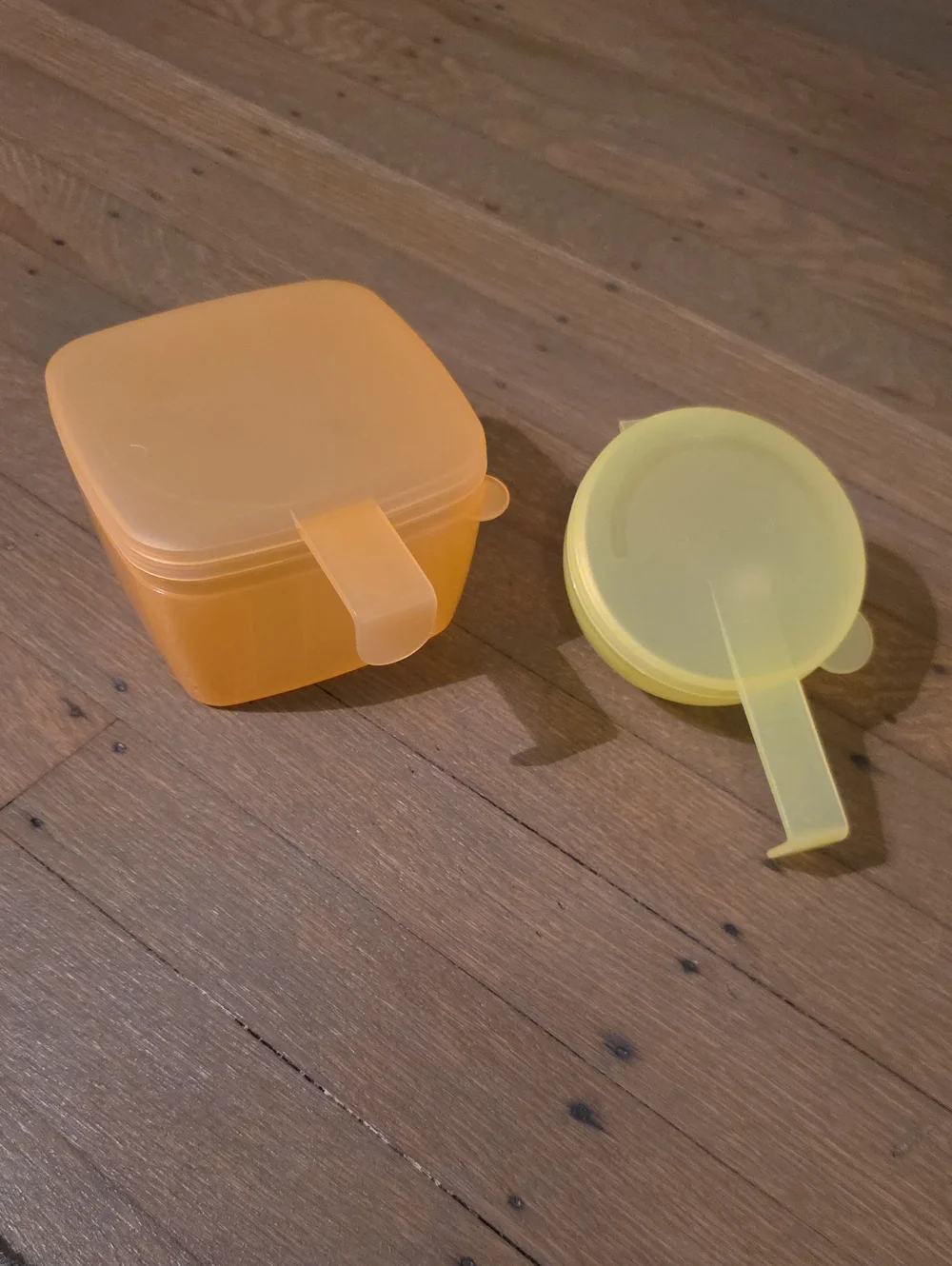 Tupperware Forget Me Not Keepers/ Containers #5106 & #5388A. Set Of 2